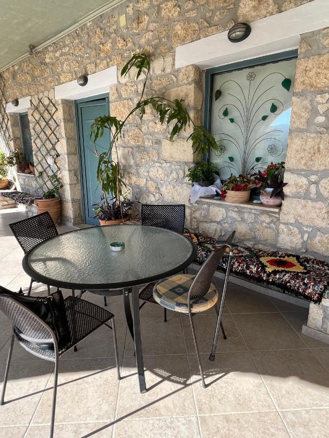 Вилла Katerina'S Rest Stone Ηouse Charakas Экстерьер фото