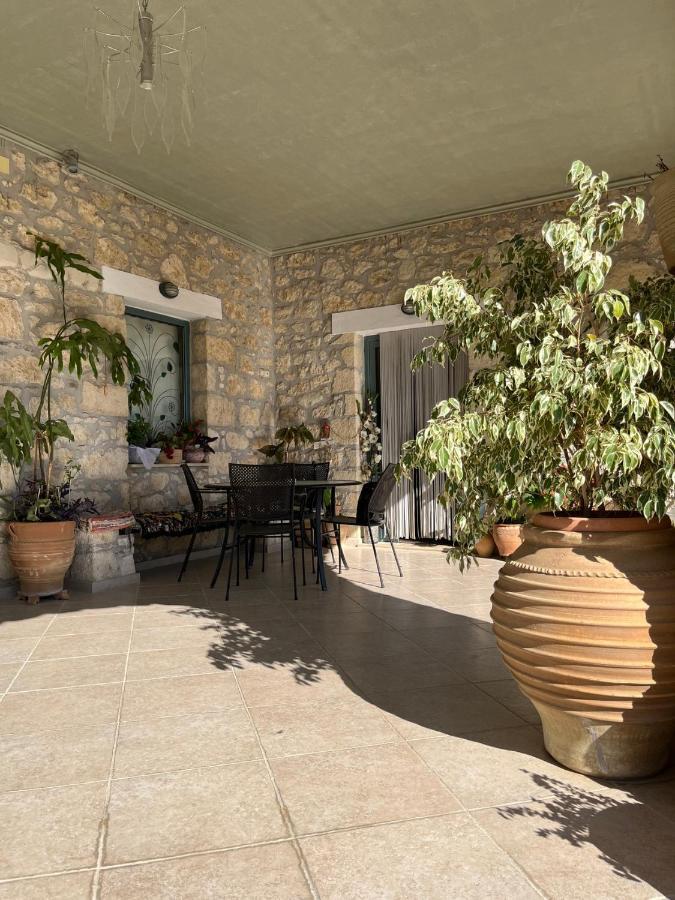 Вилла Katerina'S Rest Stone Ηouse Charakas Экстерьер фото