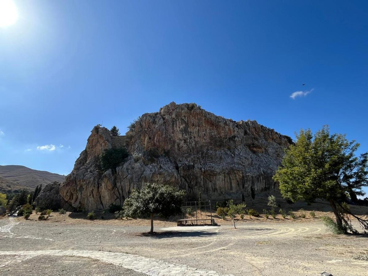 Вилла Katerina'S Rest Stone Ηouse Charakas Экстерьер фото