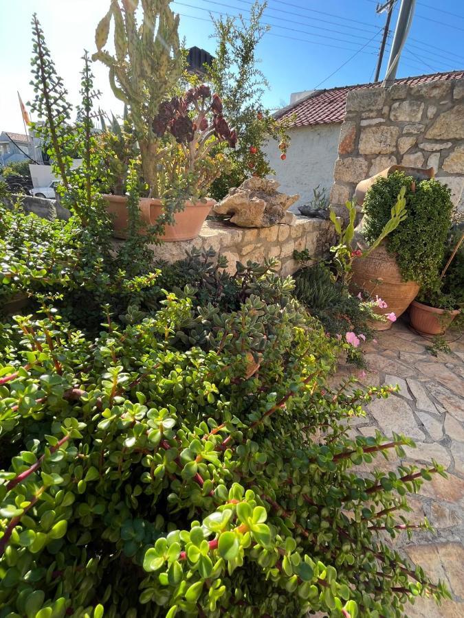 Вилла Katerina'S Rest Stone Ηouse Charakas Экстерьер фото